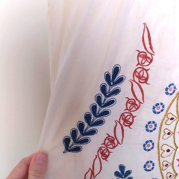 Johnny Was 3J Workshop Cream Floral Embroidered Blouse Size Medium - Picture 5 of 11